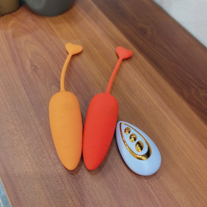 Trứng rung tình yêu BooJ củ cà rốt